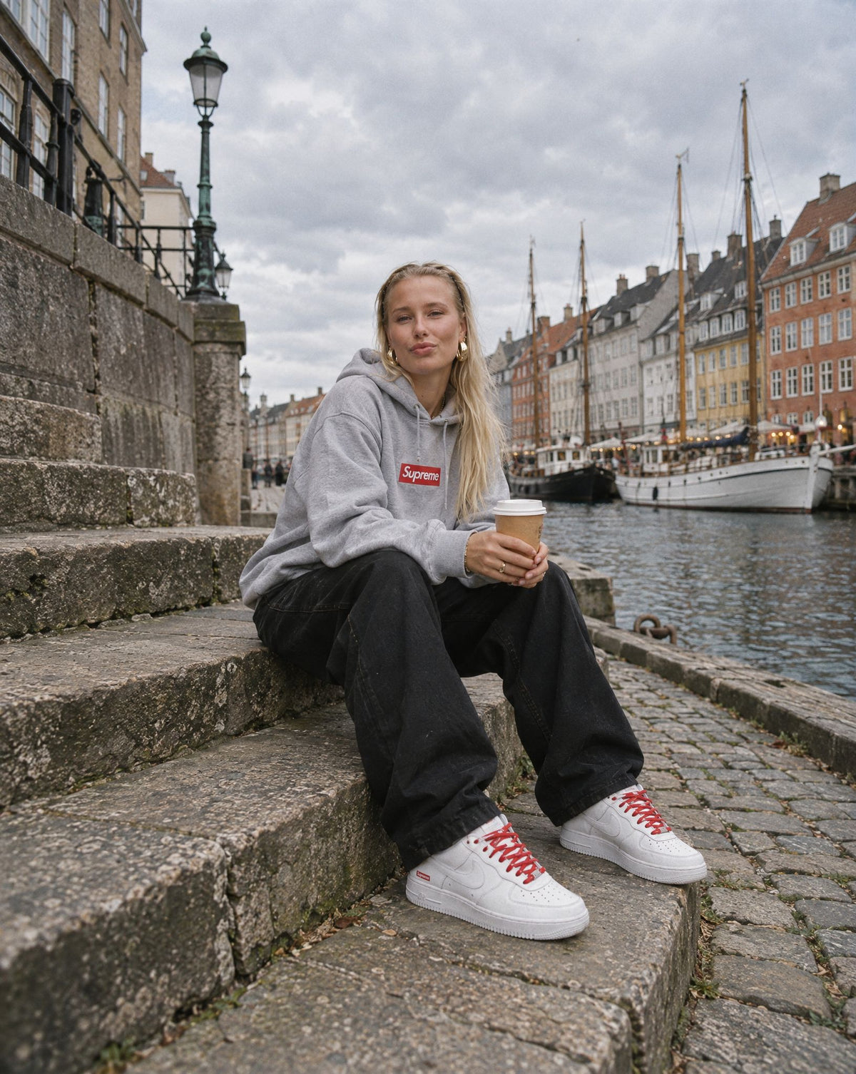 Supreme Box Logo Hooded Sweatshirt (FW24) Heather Grey, Nike Air Force 1 Low Supreme White