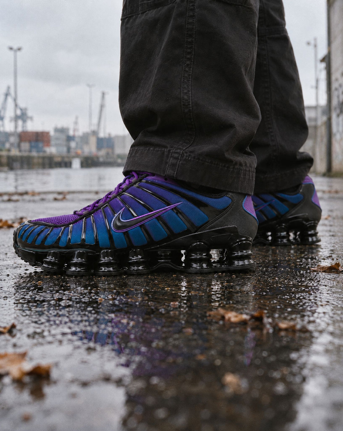 Nike Shox TL Voltage Purple - on-foot