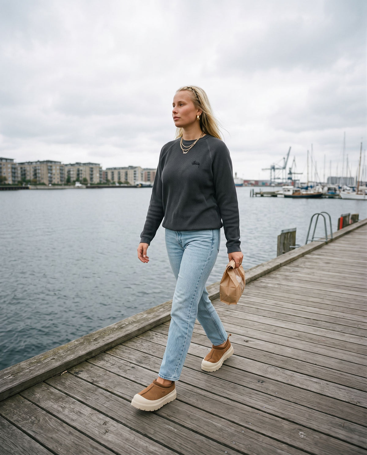 UGG Tasman Weather Hybrid Slipper Chestnut Whitecap - streetstyle i København