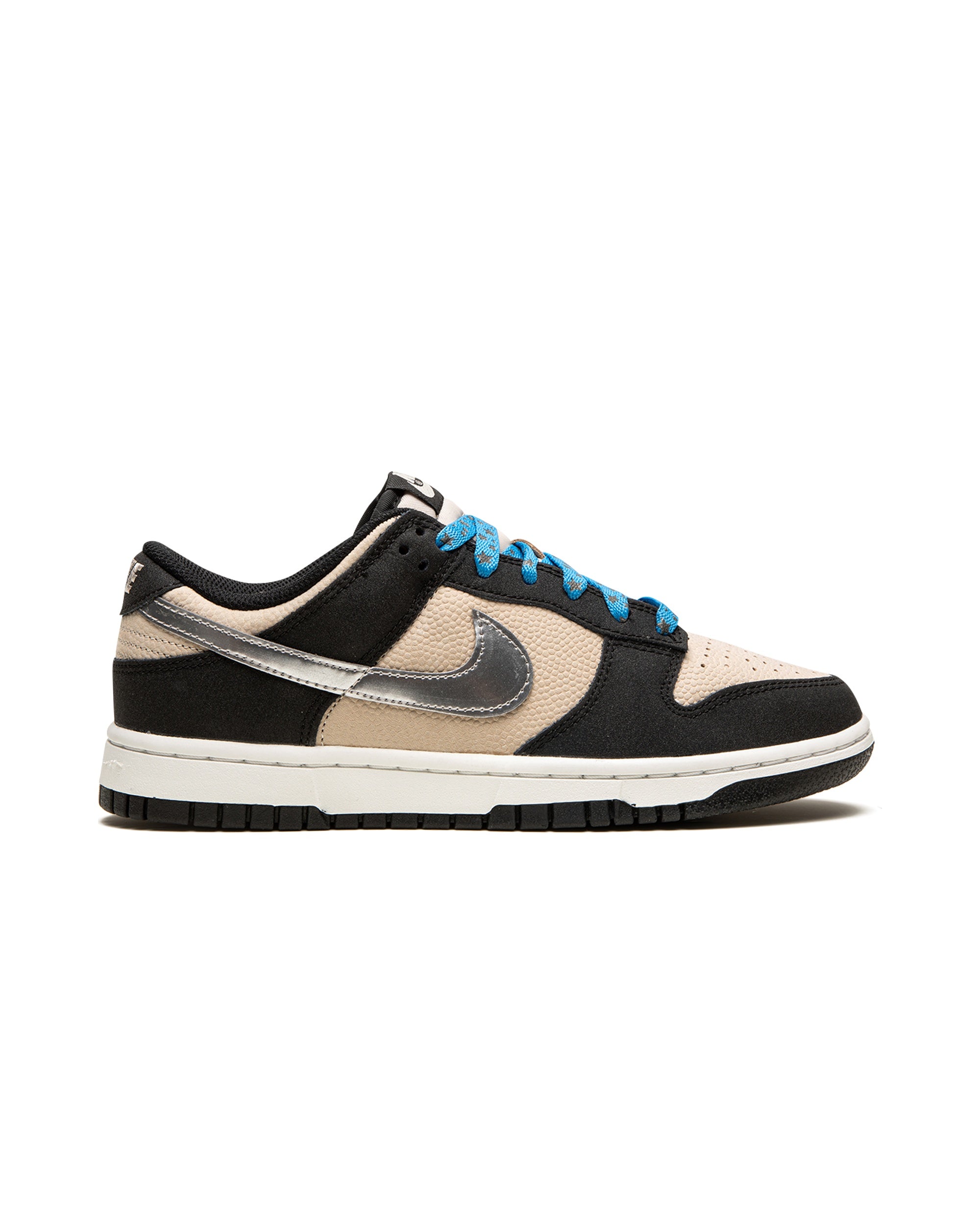 Nike Dunk Low Starry Laces (Women's)
