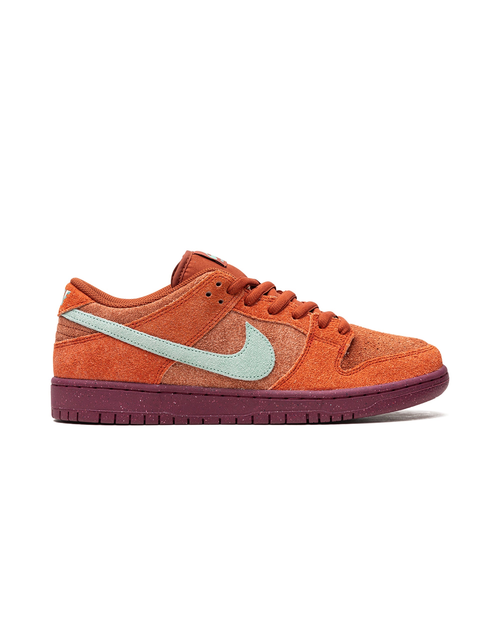 Nike SB Dunk Low Mystic Red Rosewood