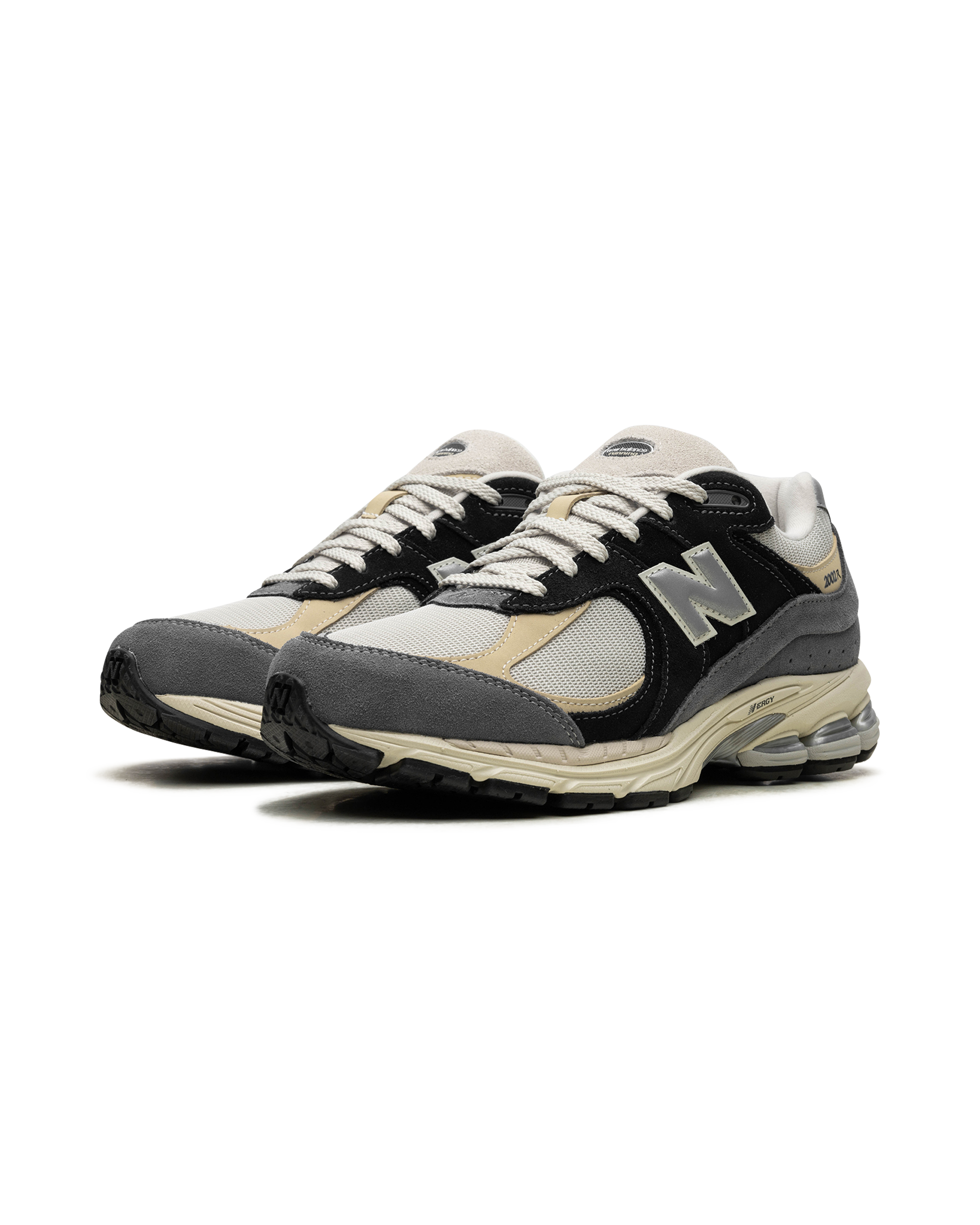 New Balance 2002R Magnet Sandstone