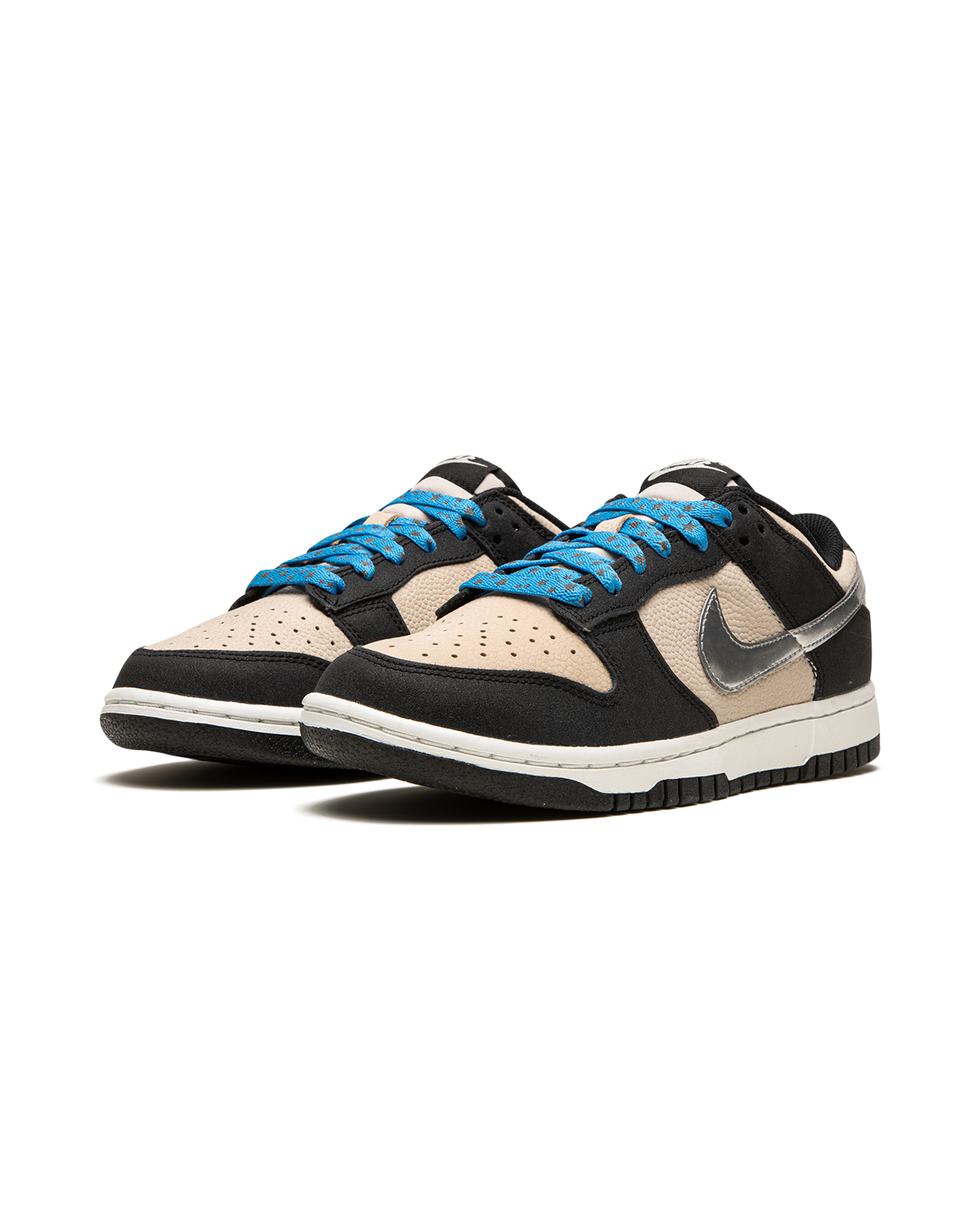 Nike Dunk Low Starry Laces (Women's)