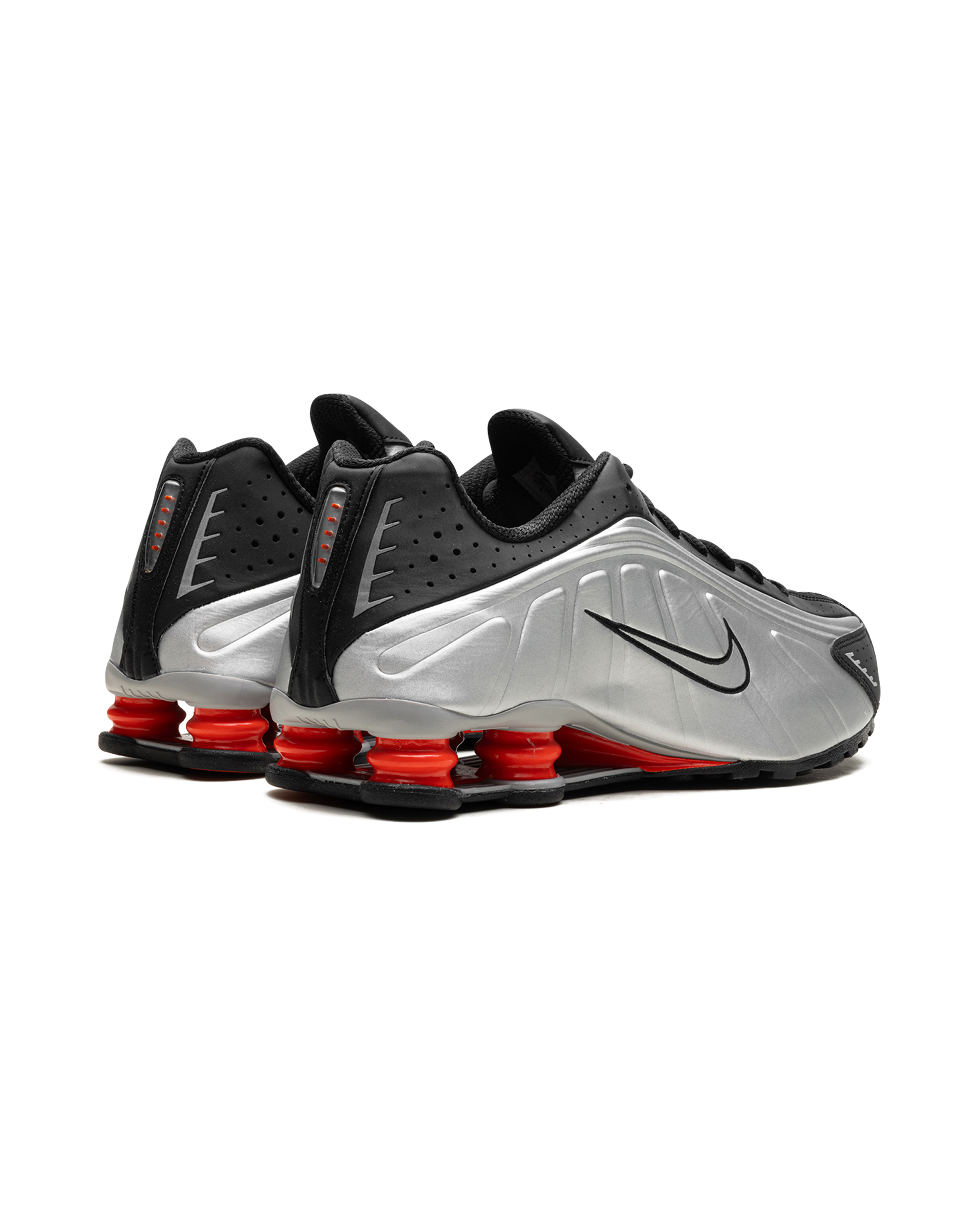 Nike Shox R4 Black Metallic Silver (2025)