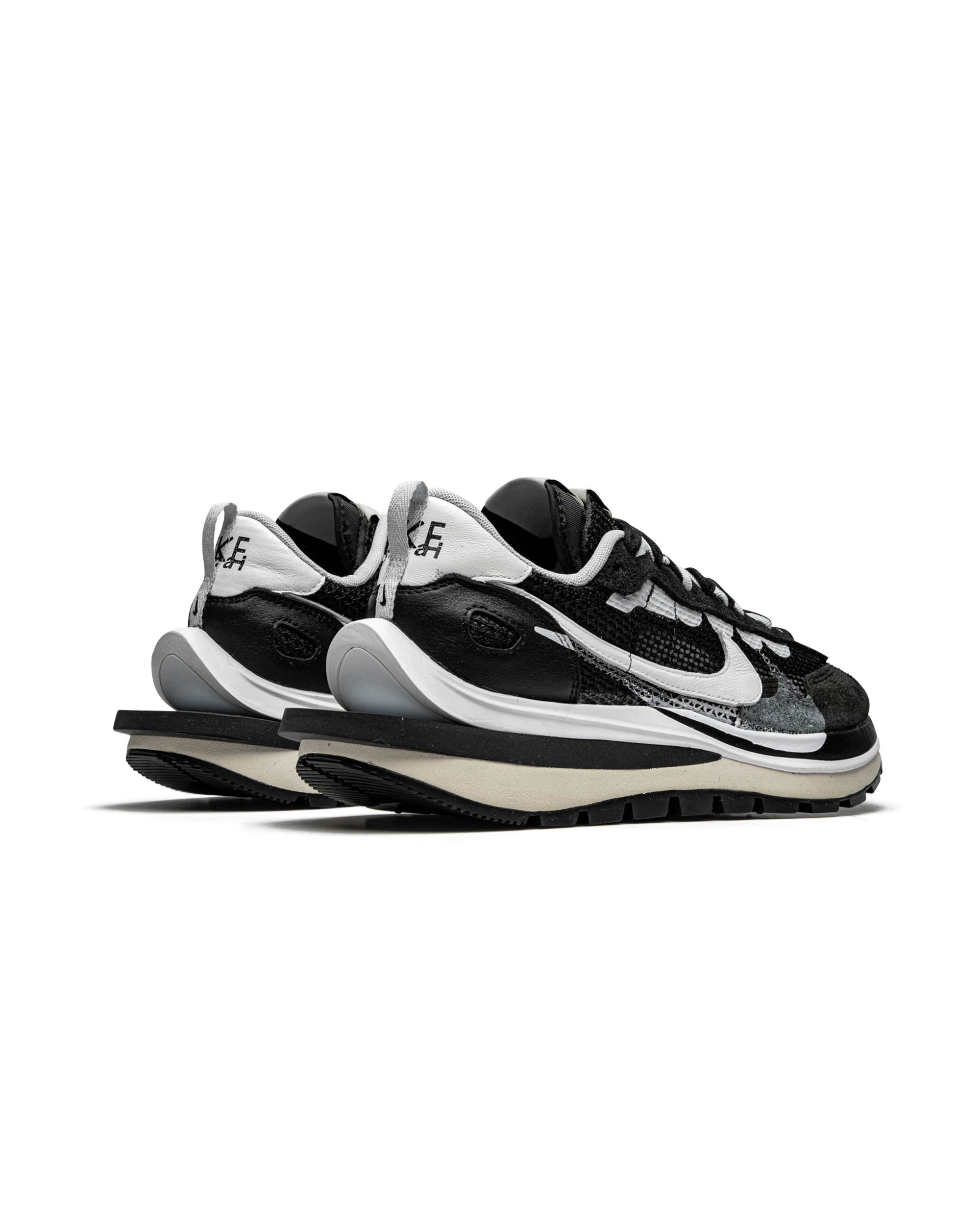Nike Vaporwaffle sacai Black White