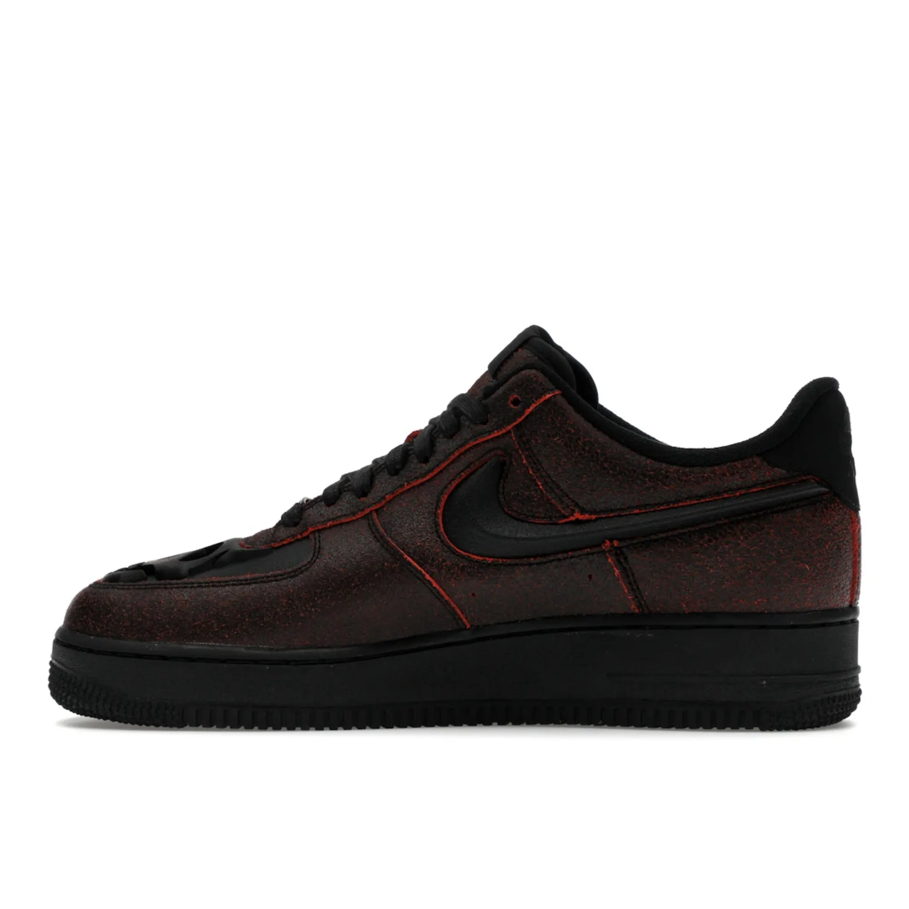 Nike Air Force 1 Low Retro QS Halloween Skull