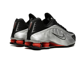 Nike Shox R4 Black Metallic Silver (2018/2024)