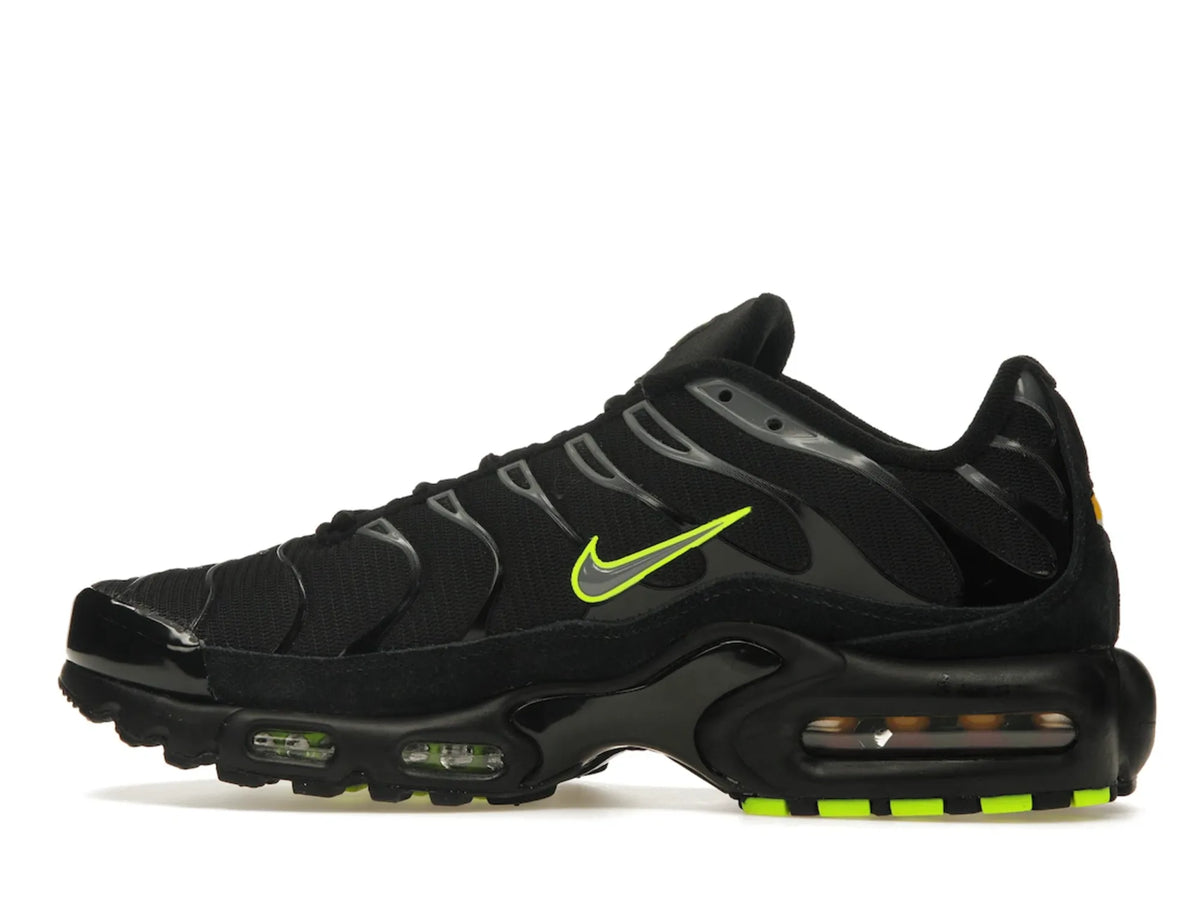 Nike Air Max Plus Black Volt