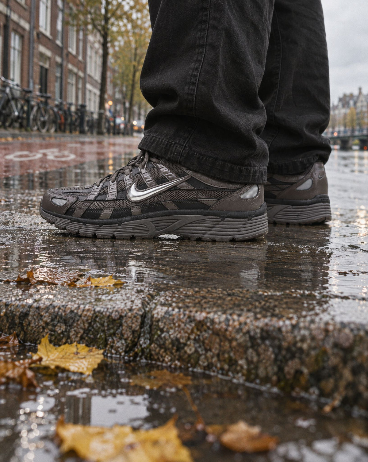 Nike P-6000 Cave Stone Medium Ash Flat Pewter Metallic Silver - on-foot