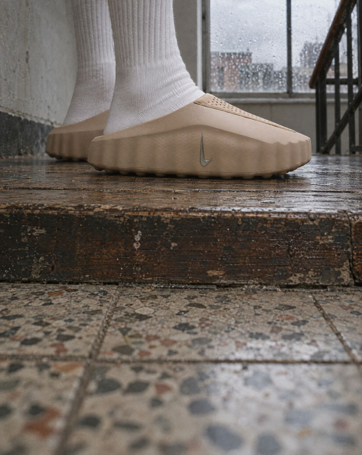 Nike Mind 001 Slide Rattan - on-foot