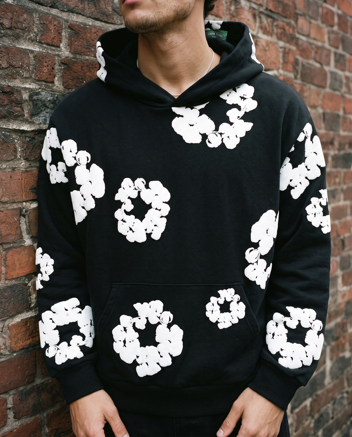 Denim Tears The Cotton Wreath Sweatshirt Black - on-foot
