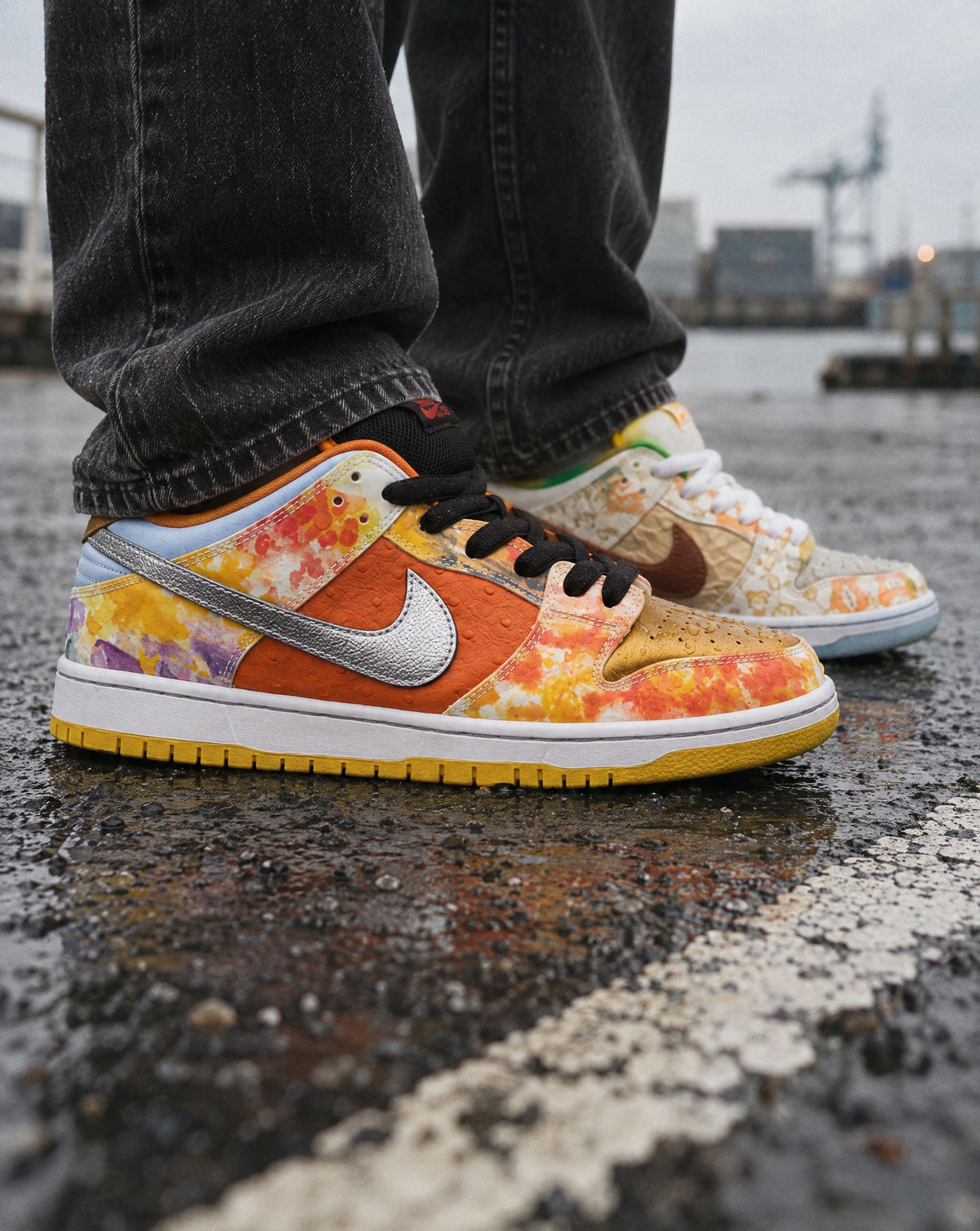 Nike SB Dunk Low Street Hawker (2021) - on-foot