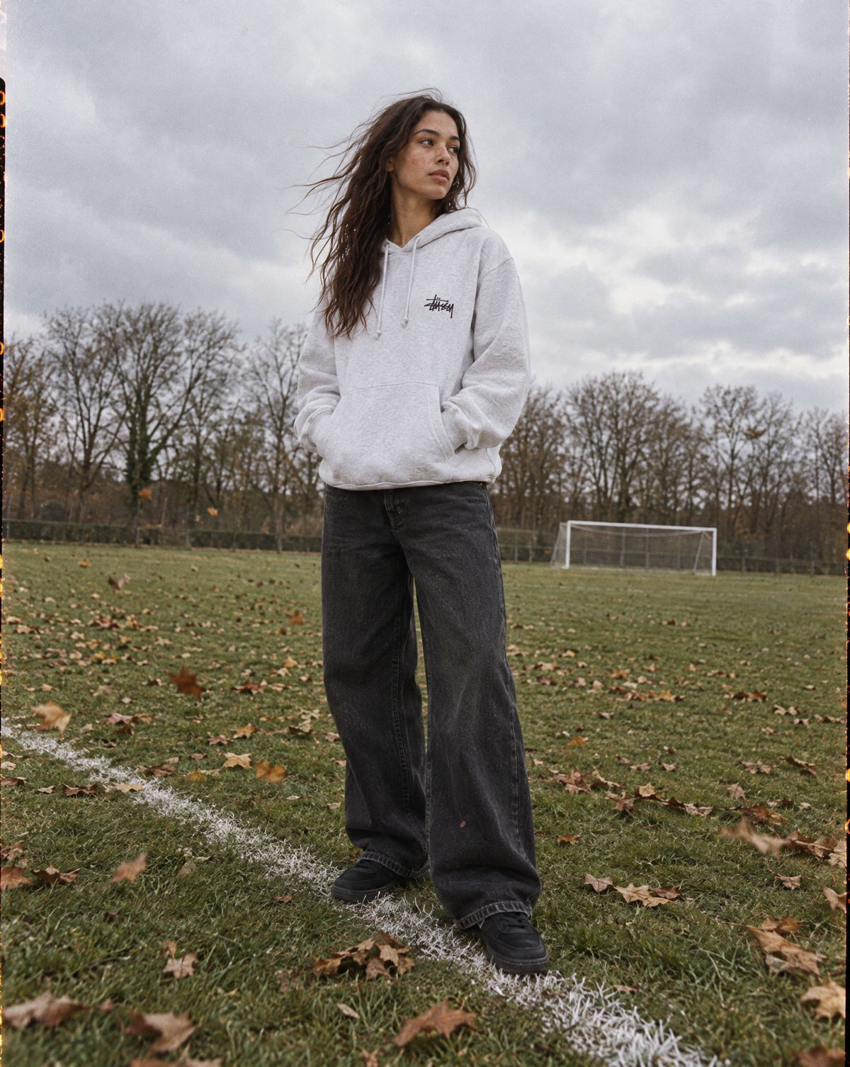 Stussy Basic Hoodie Ash Heather - streetstyle i København