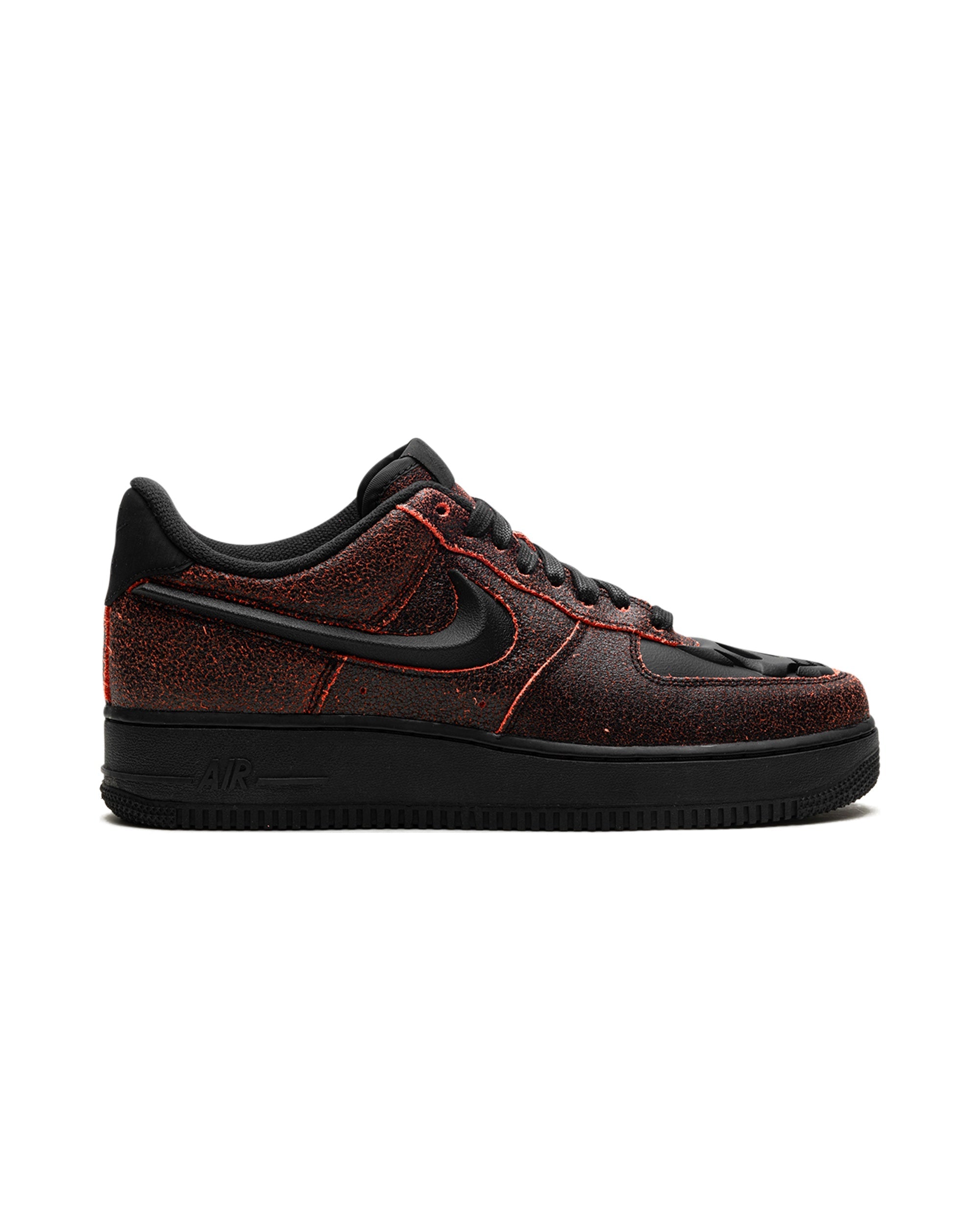 Nike Air Force 1 Low Retro QS Halloween Skull