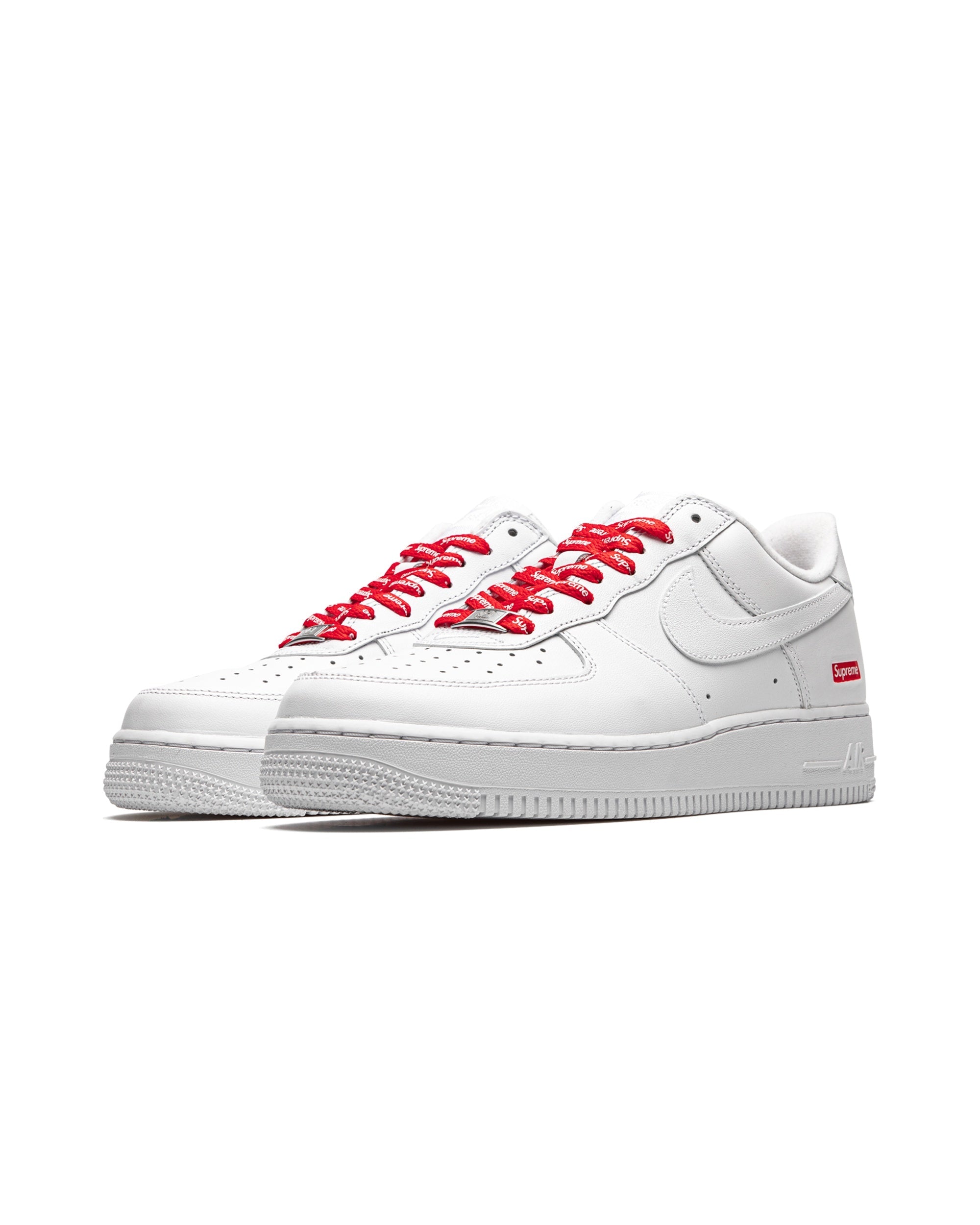 Nike Air Force 1 Low Supreme White