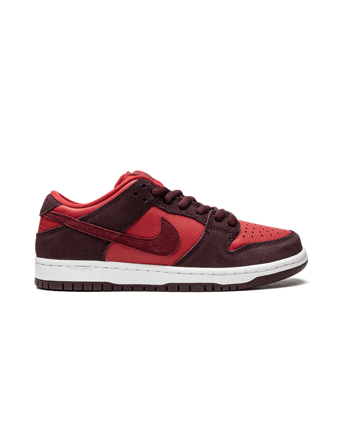 Nike SB Dunk Low Cherry
