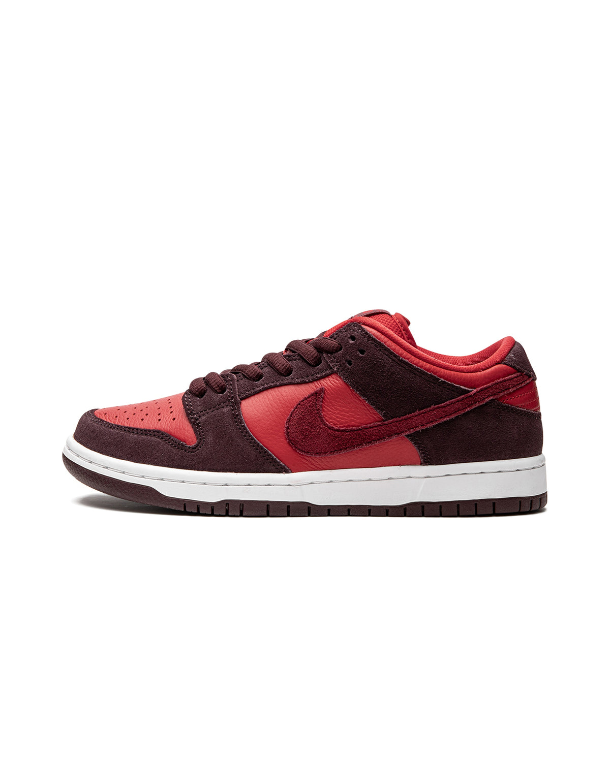 Nike SB Dunk Low Cherry