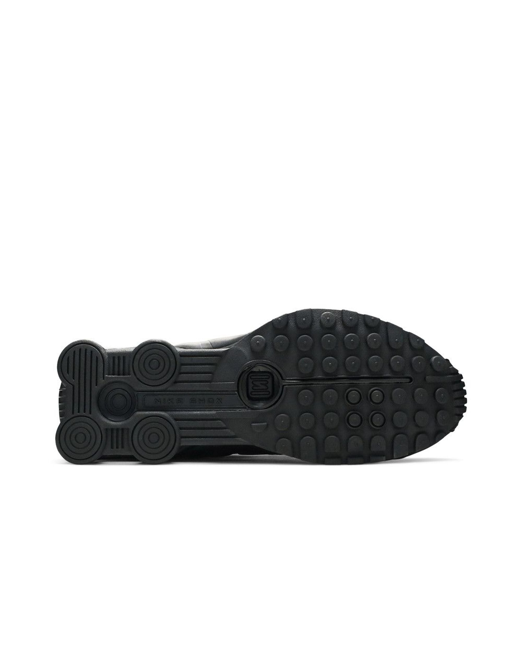 Nike Shox R4 Triple Black
