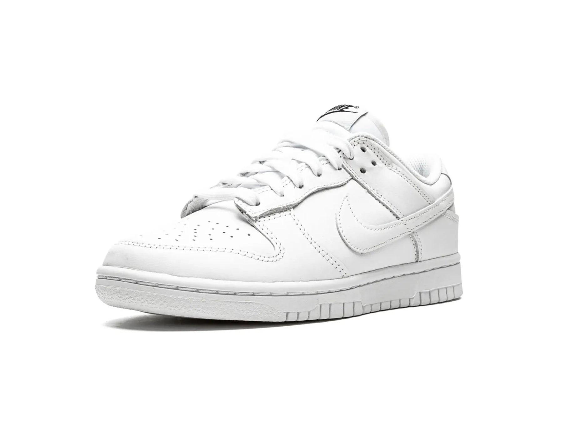 Nike Dunk Low "Triple White" - street-bill.dk