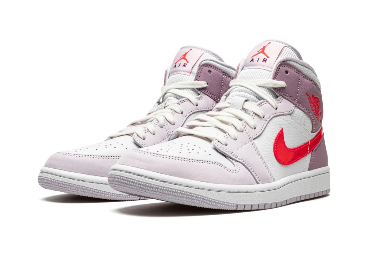 Nike Air Jordan 1 Mid "Valentine's Day" (2022) - street-bill.dk