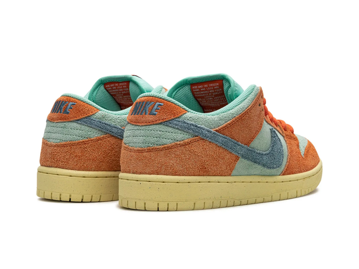 Nike SB Dunk Low "Orange Emerald Rise" - street-bill.dk