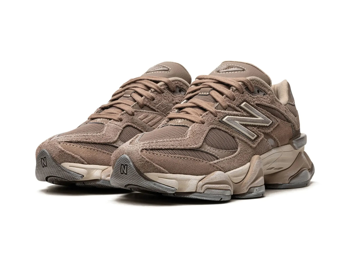 New Balance 9060 Mushroom