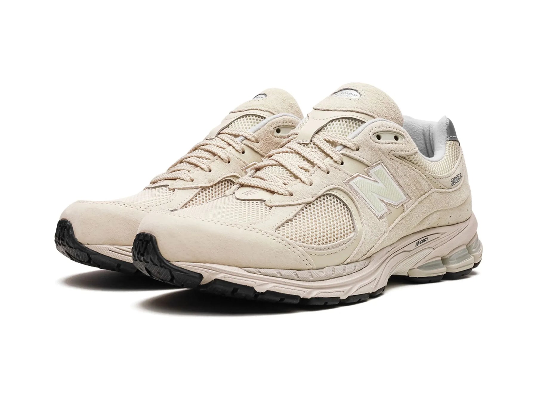 New Balance 2002R "Bone Light Aluminum" - street-bill.dk