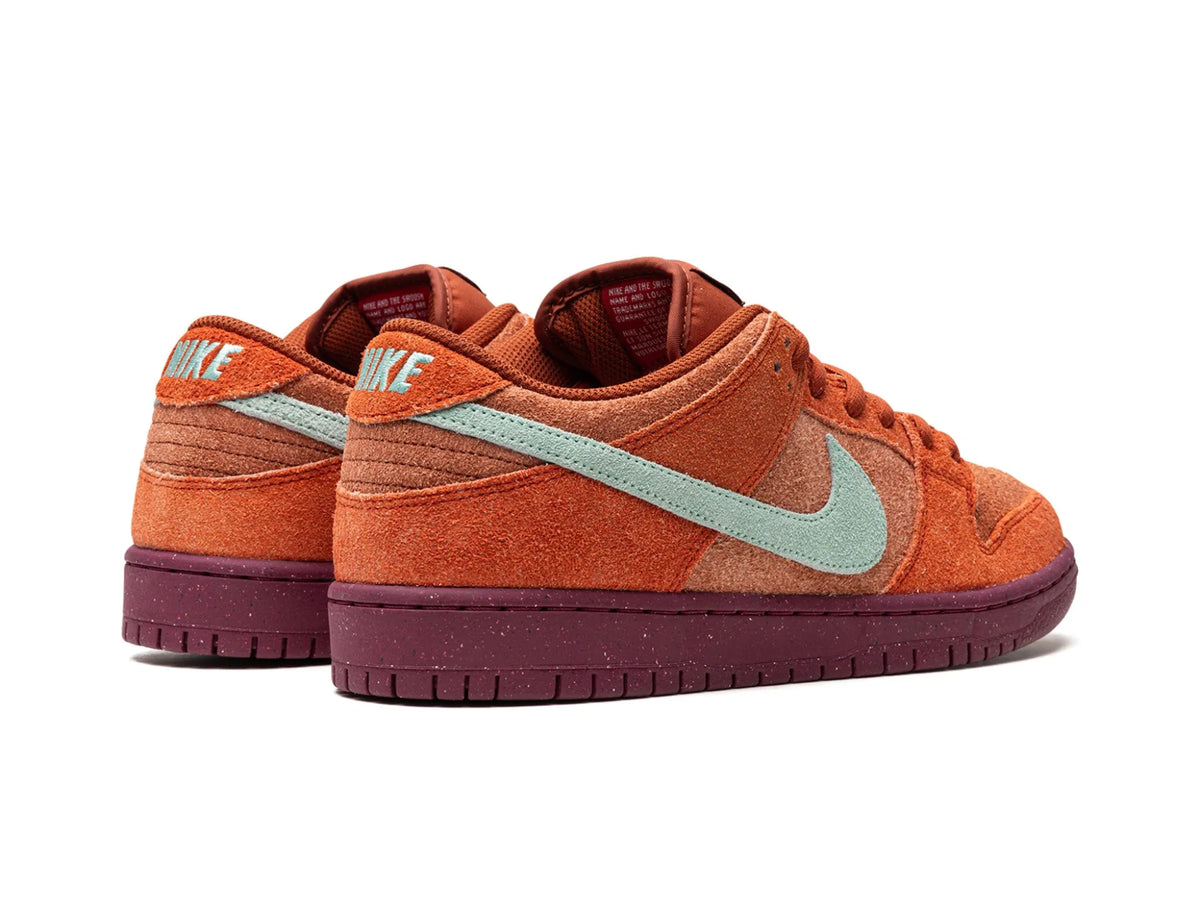 Nike SB Dunk Low "Mystic Red Rosewood" - street-bill.dk