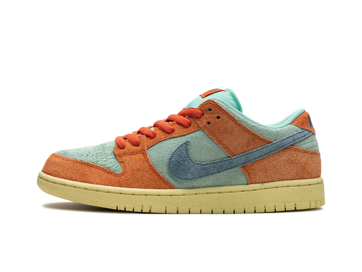 Nike SB Dunk Low "Orange Emerald Rise" - street-bill.dk