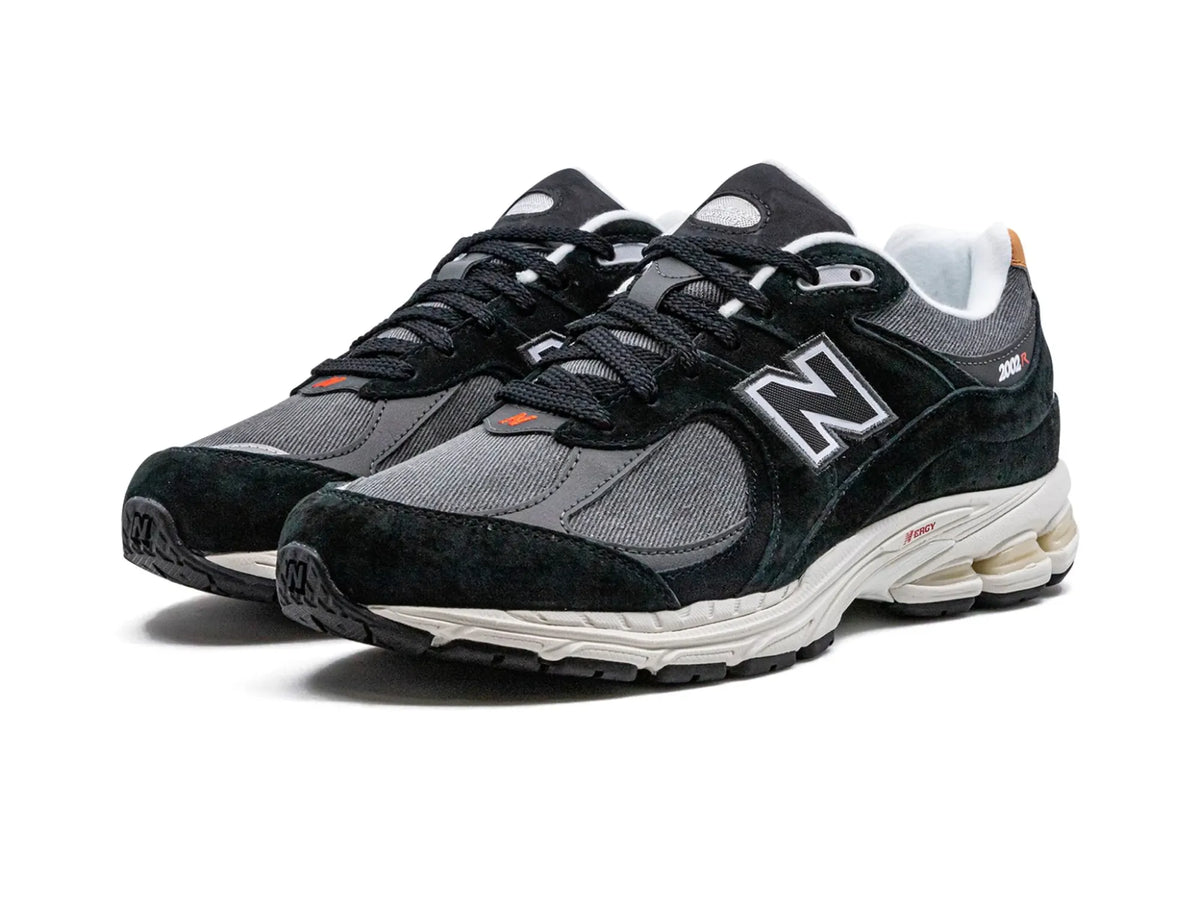 New Balance 2002R "Black Sepia" - street-bill.dk